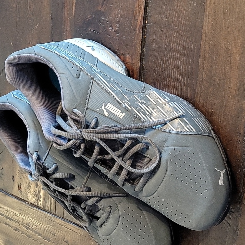 Puma Grey and Silver Athletic shoes Sz 9.5